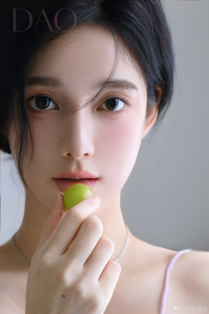 度华年 封面